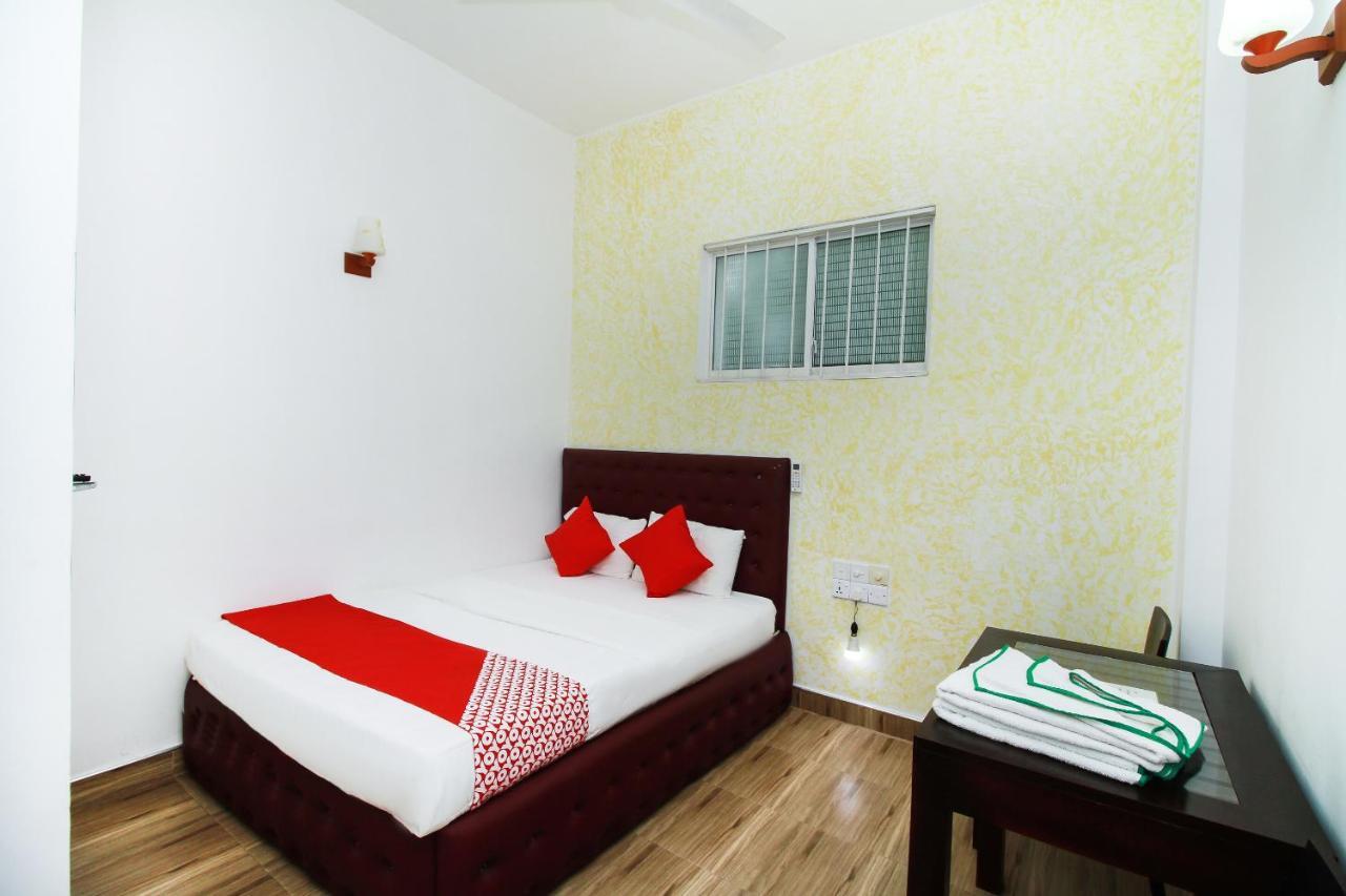 Oyo 270 Pavana Resort Negombo Room photo